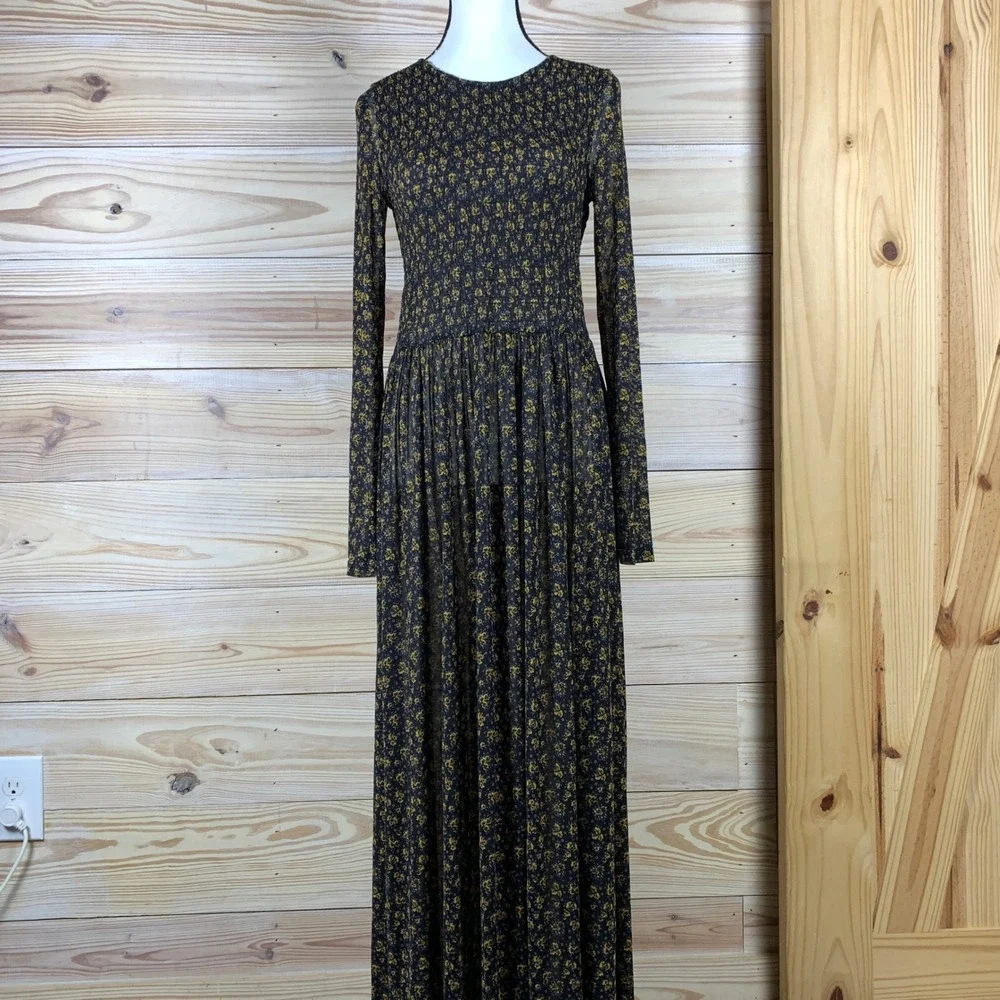 Free People Maxi Dress‎ Womens Small Dark Floral Smocked Mesh Long Sleeve Boho